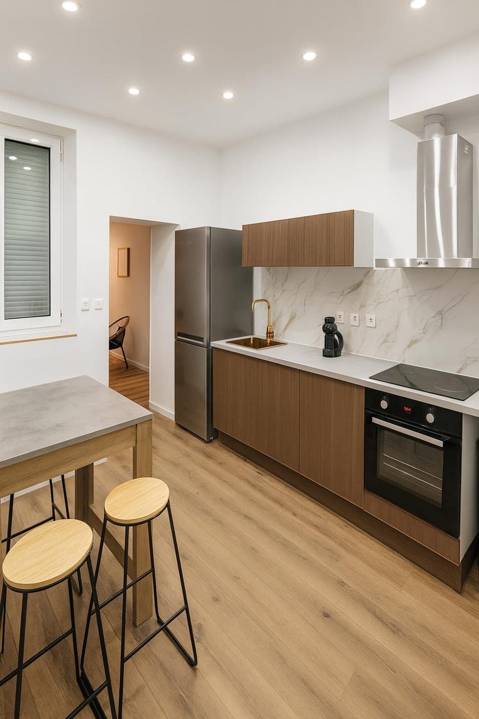 Dining area, oven, stove