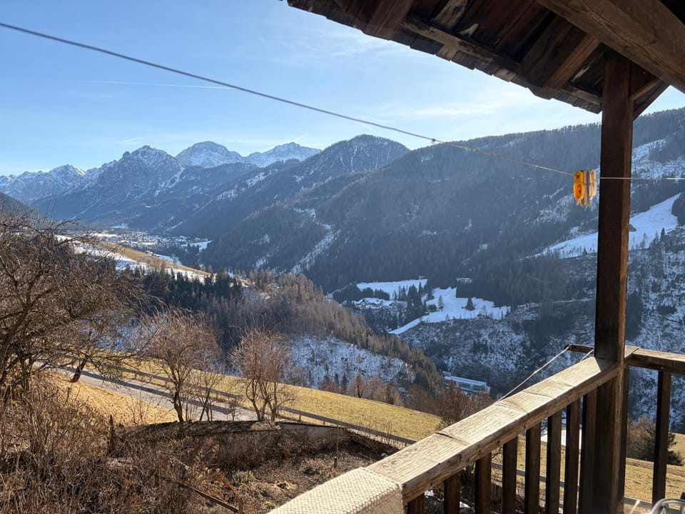 Nearby landmark, Day, Natural landscape, Winter, View (from property/room), Balcony/Terrace, Mountain view