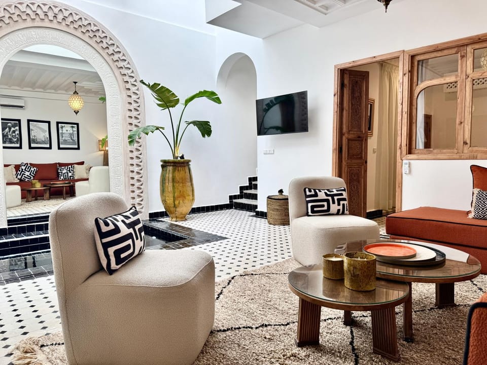 Riad Costa 2 privates pools rooftop breakfast Villa in Marrakesh