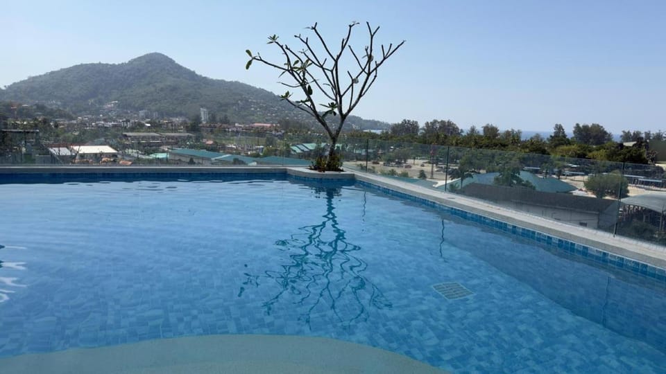 Mountain view, Swimming pool