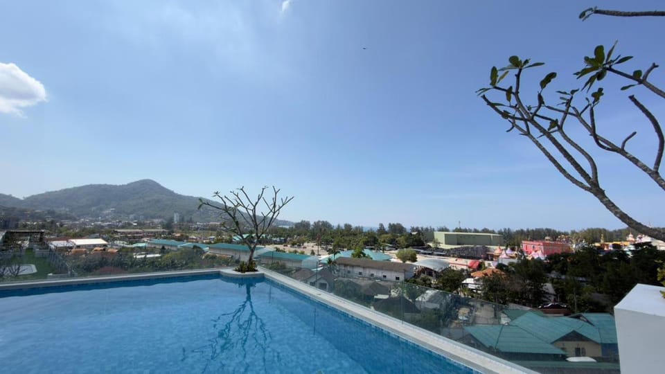 Mountain view, Swimming pool
