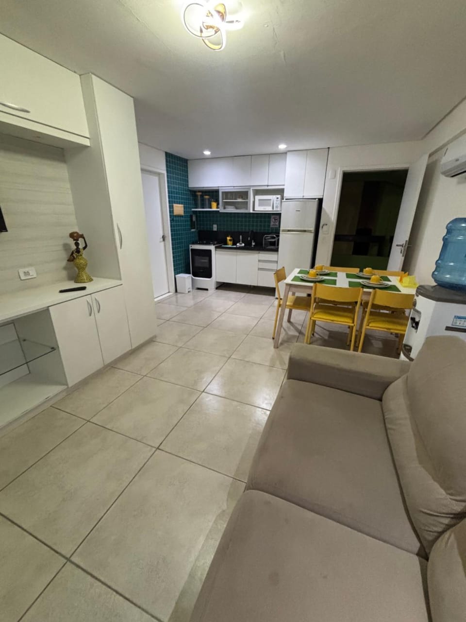 TV and multimedia, Kitchen or kitchenette, Living room, Dining area