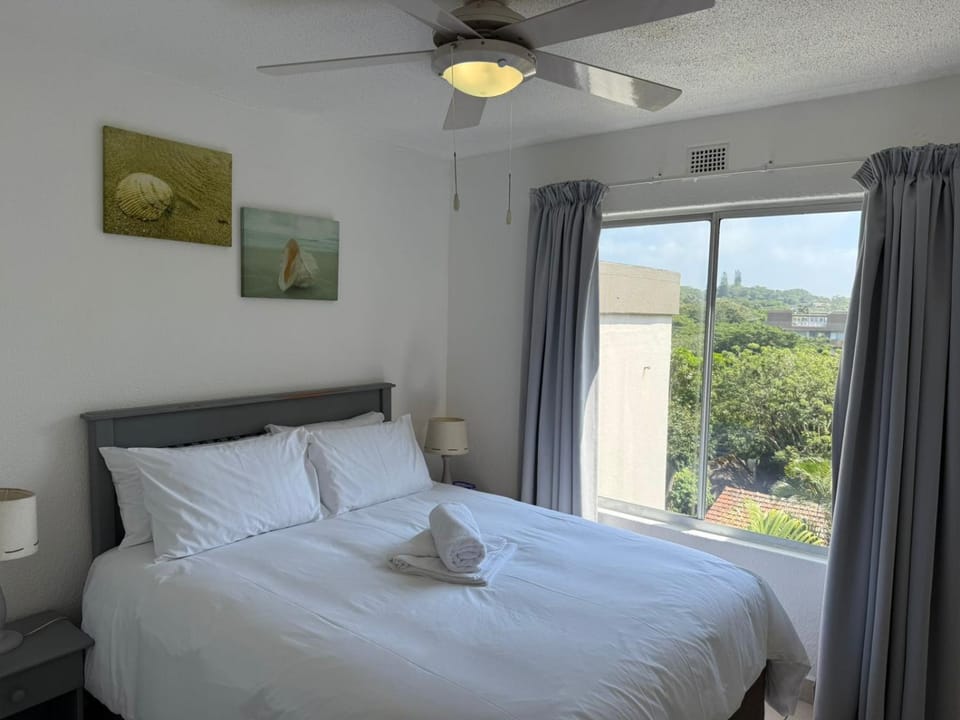 222 Laguna La Crete Apartment in Margate