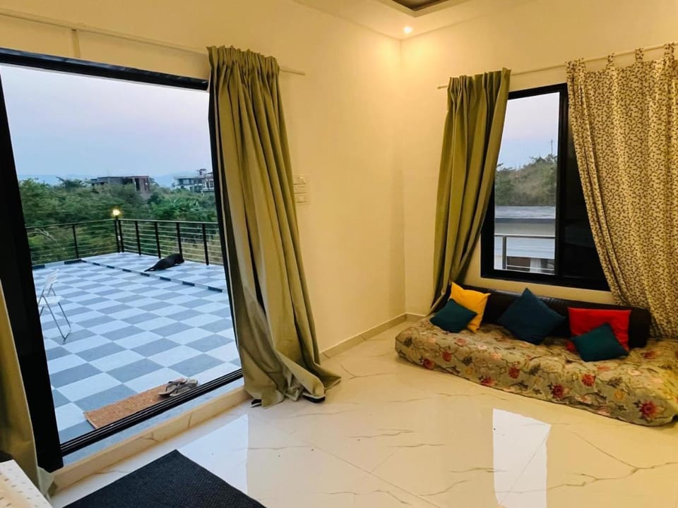 Twinbunkers Villa in Maharashtra