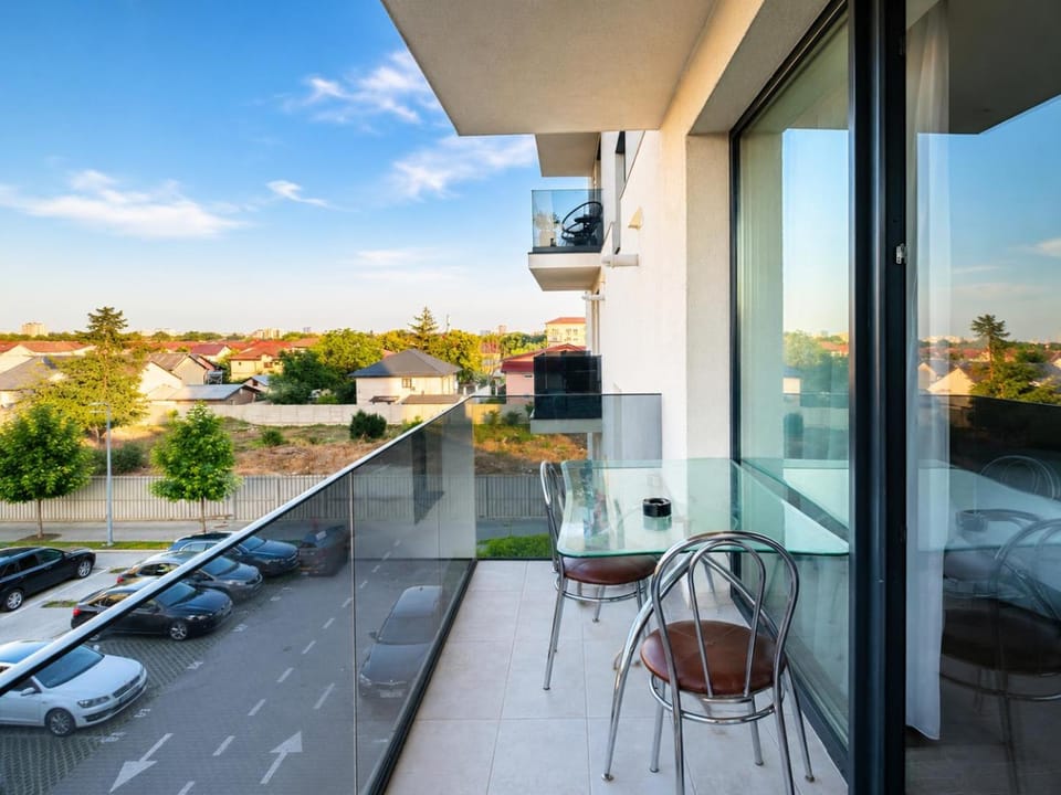 Property building, Balcony/Terrace