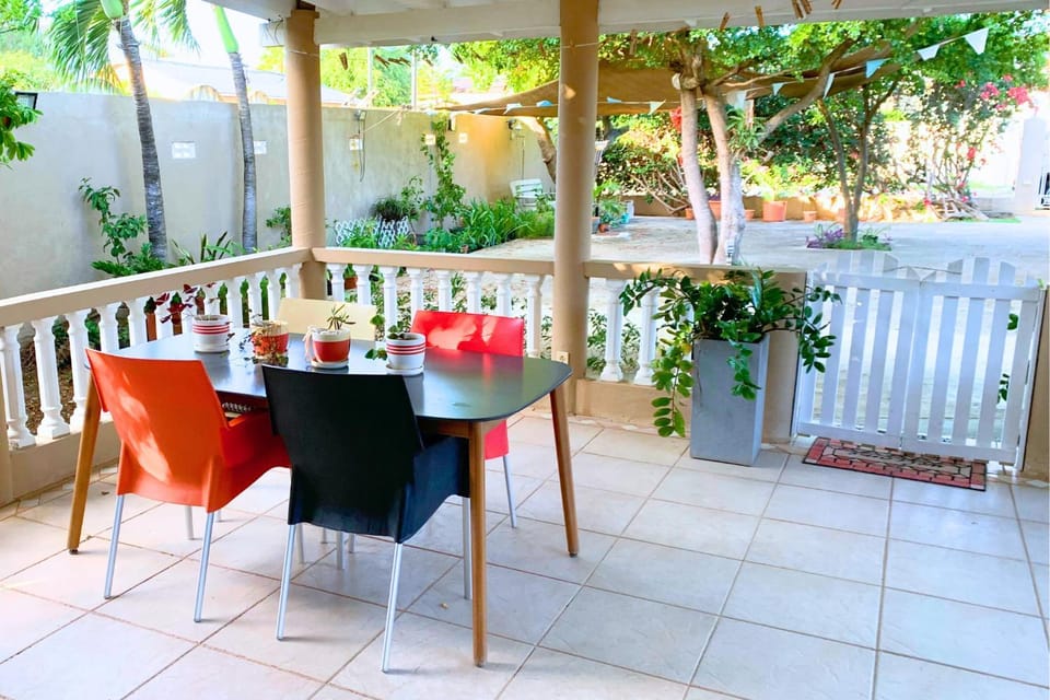 Patio, Balcony/Terrace, Seating area