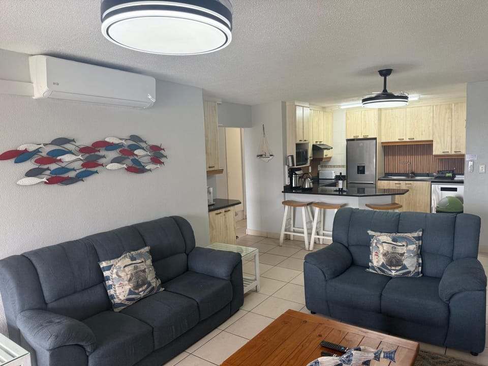 37 Laguna La Crete Apartment in Margate
