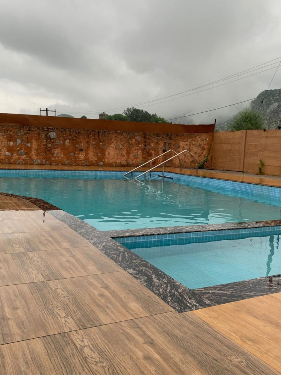 Property building, Swimming pool