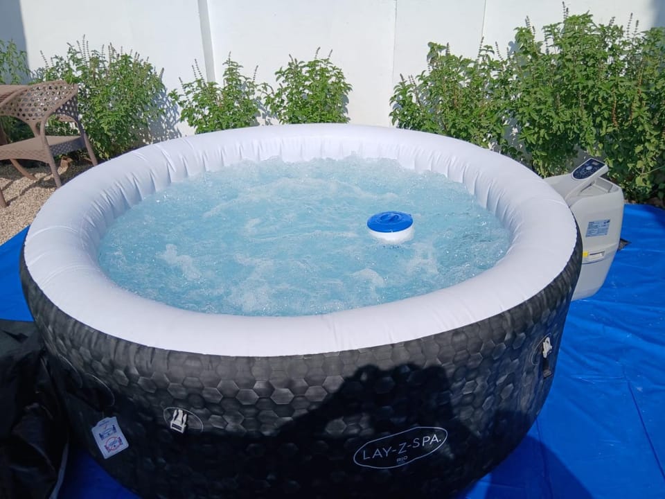Day, Garden, Hot Tub, Hot Tub