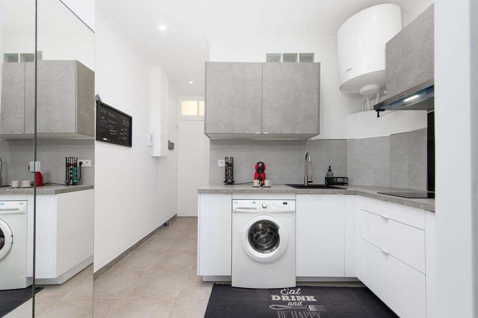 dishwasher, stove, washing machine