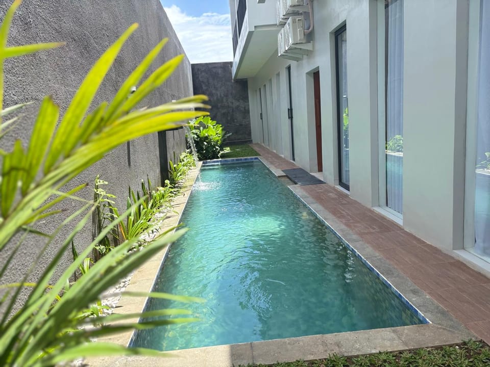Laziela Guest House Bed and Breakfast in North Kuta