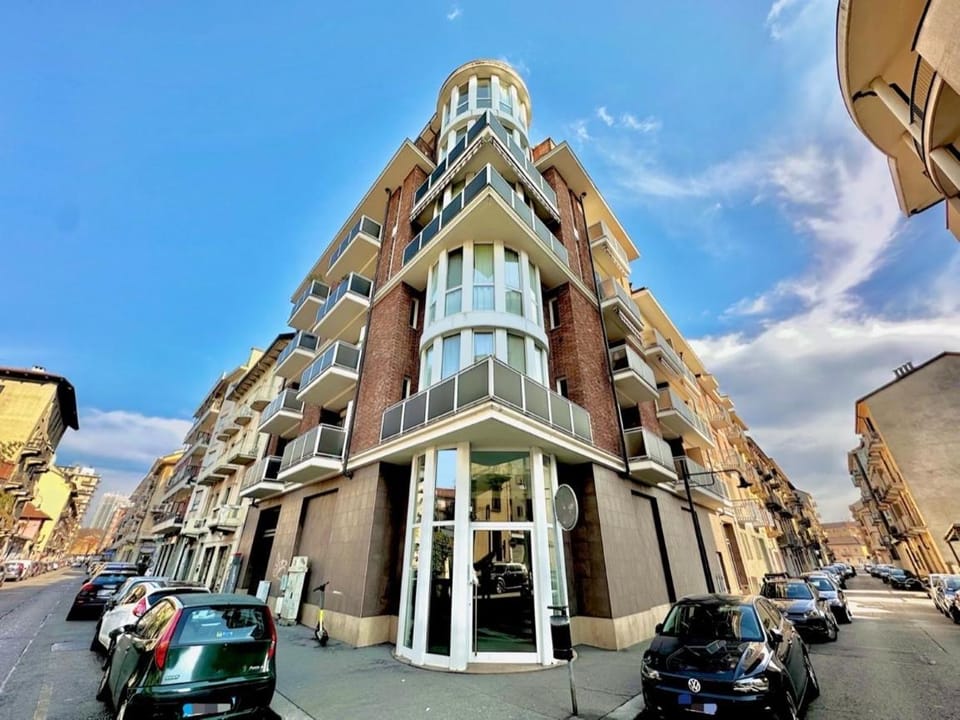 Property building, Neighbourhood, Street view