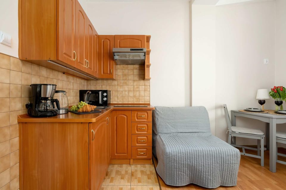 Coffee/tea facilities, Kitchen or kitchenette, Seating area, pet friendly, stove