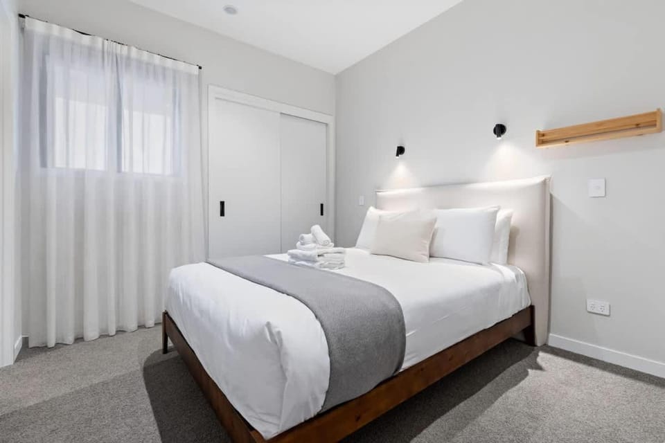 Beautiful 2BR Near Auckland CBD Zodiak Stays Apartment in Auckland