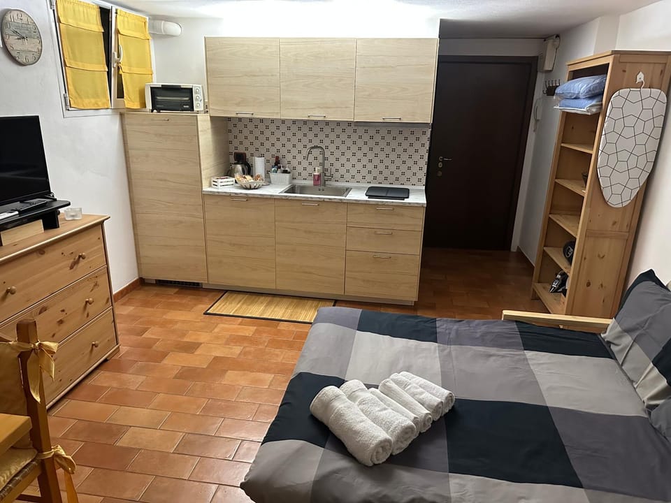 La piccola dimora in villa di costanza e marco Apartment in Milan