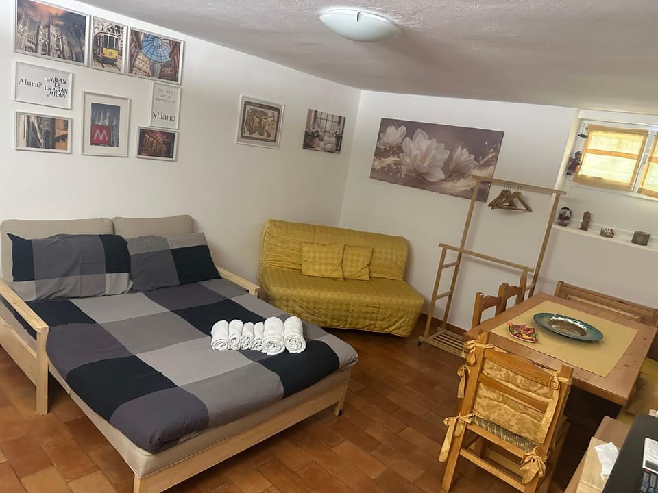 La piccola dimora in villa di costanza e marco Apartment in Milan