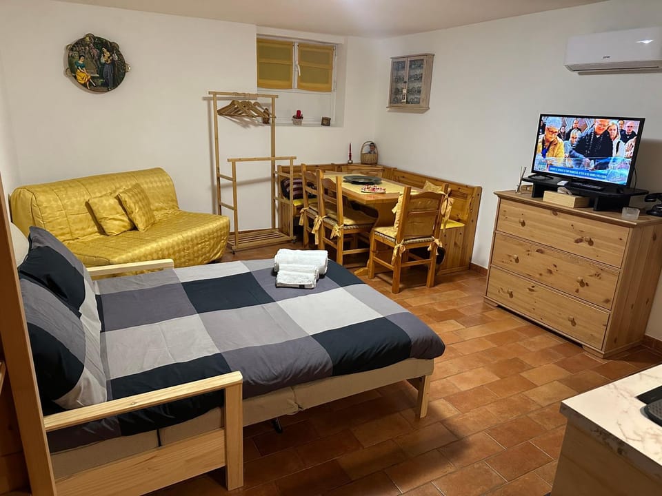 La piccola dimora in villa di costanza e marco Apartment in Milan