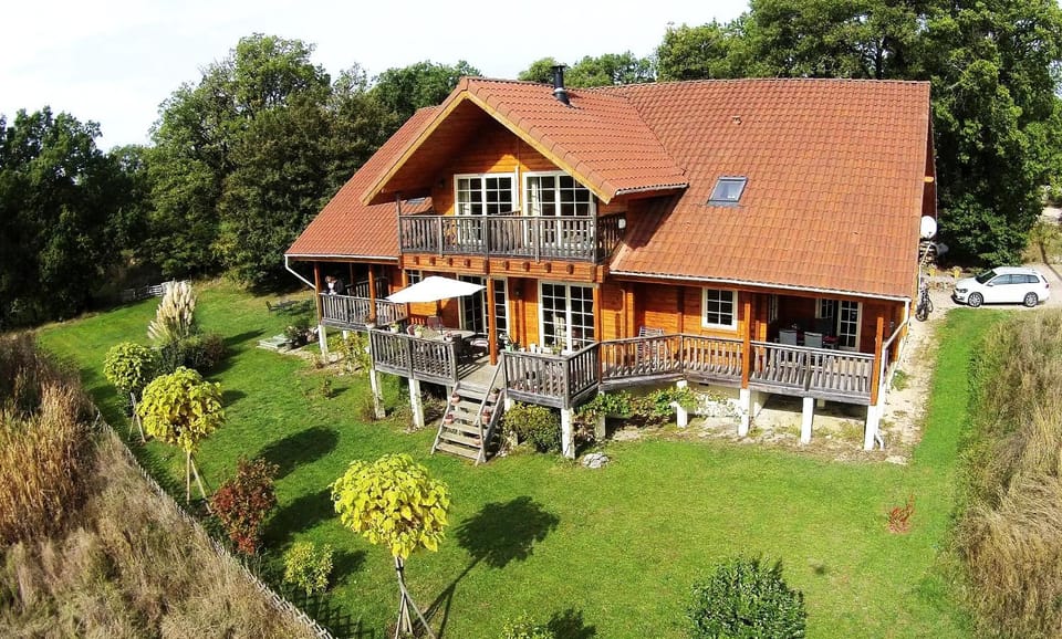Property building, Garden