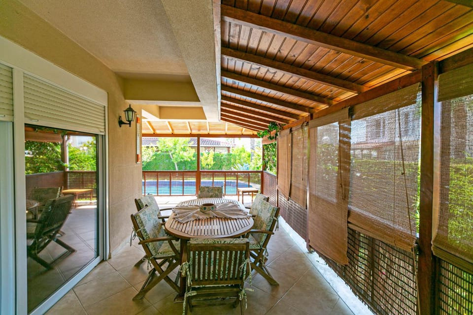 Patio, Balcony/Terrace, Dining area, Garden view