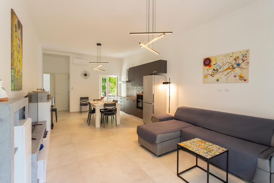Lounge or bar