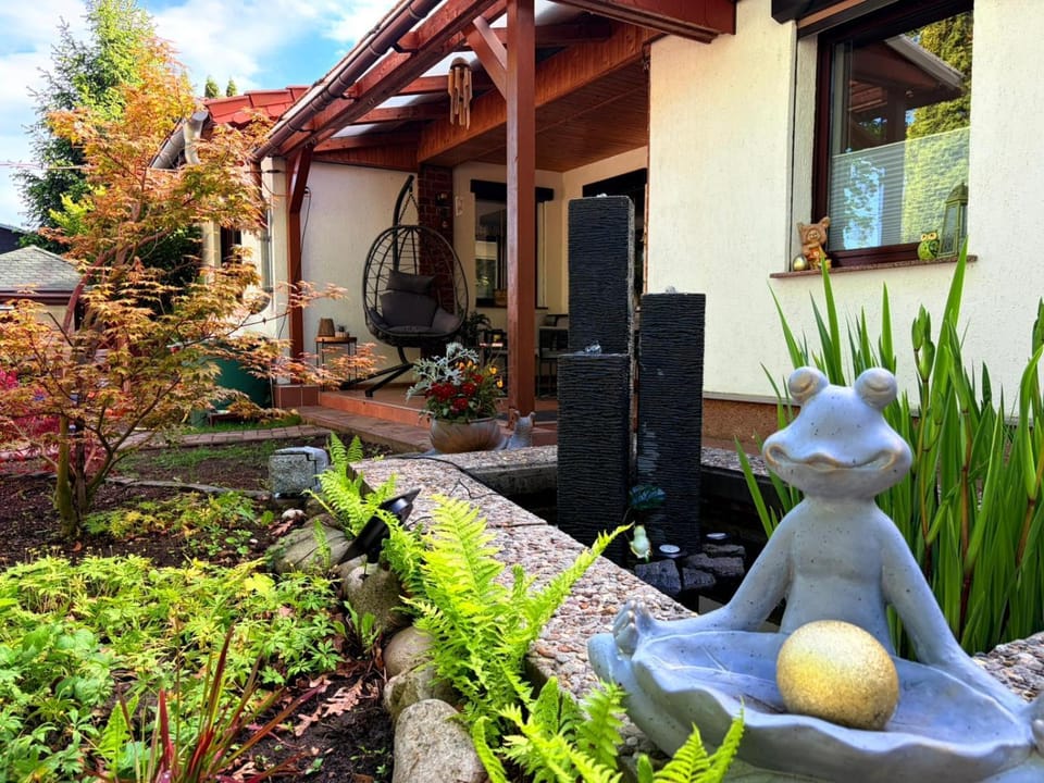 Property building, Garden, Garden view
