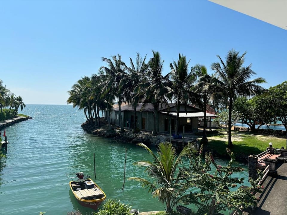 Day, Natural landscape, River view, Sea view