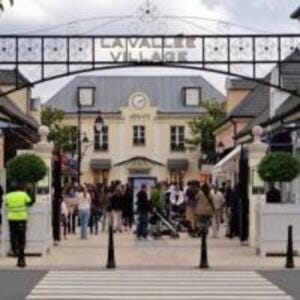 PARIS DISNEY 50m2 - 10min de Disney - L'Aviateur Apartment in Bussy-Saint-Georges