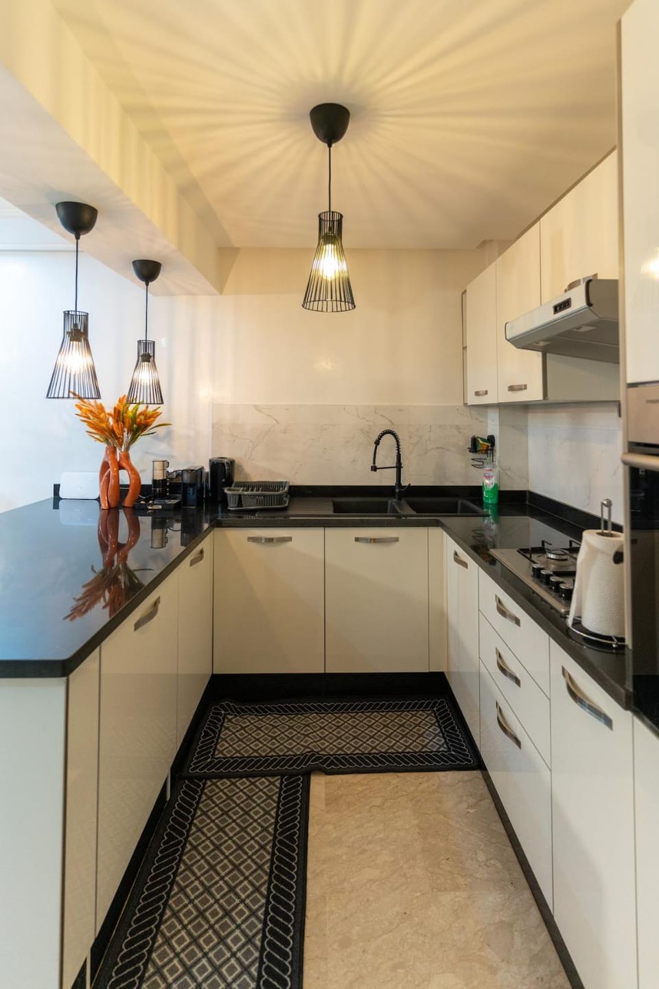 Bright & Chic Stay in Marrakech Gueliz Apartment in Marrakesh