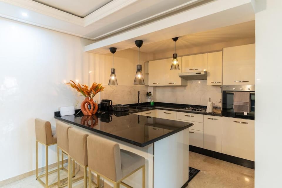 Bright & Chic Stay in Marrakech Gueliz Apartment in Marrakesh