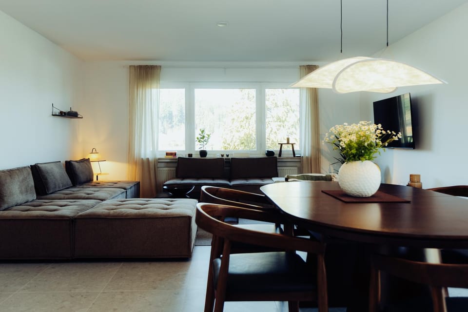 Living room, Dining area