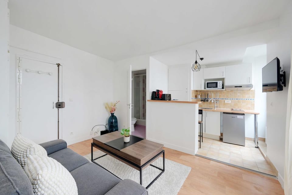 TV and multimedia, Kitchen or kitchenette