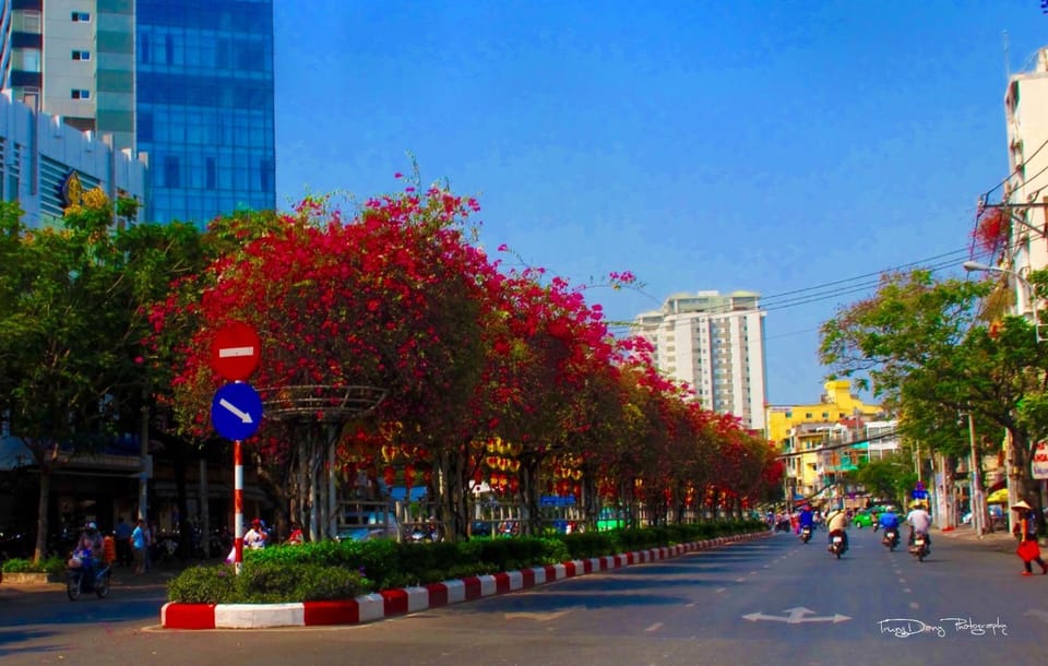 Neighbourhood, Location