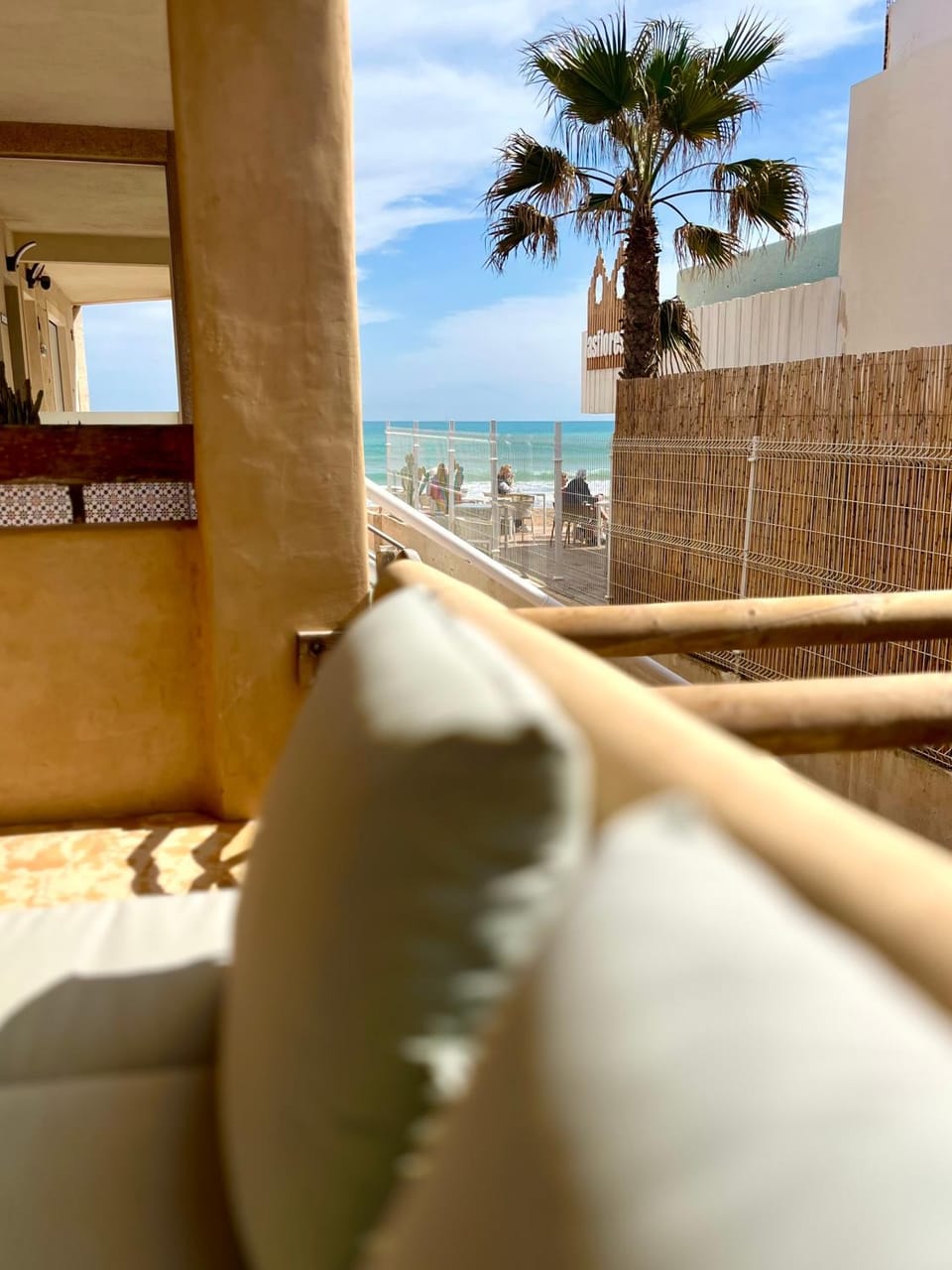 Apartamentos Flores playa Apartment in Torre La Mata