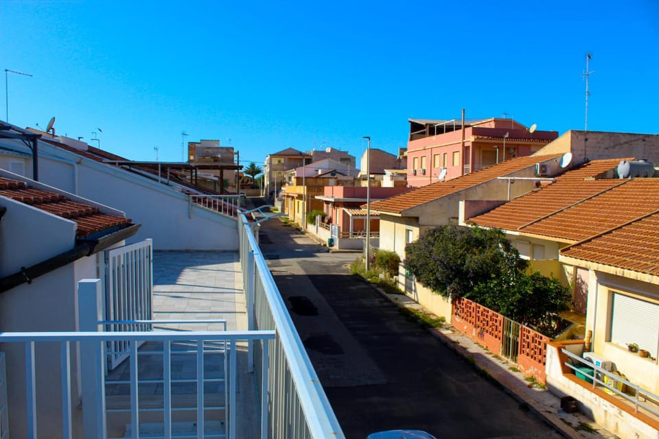 Property building, Balcony/Terrace