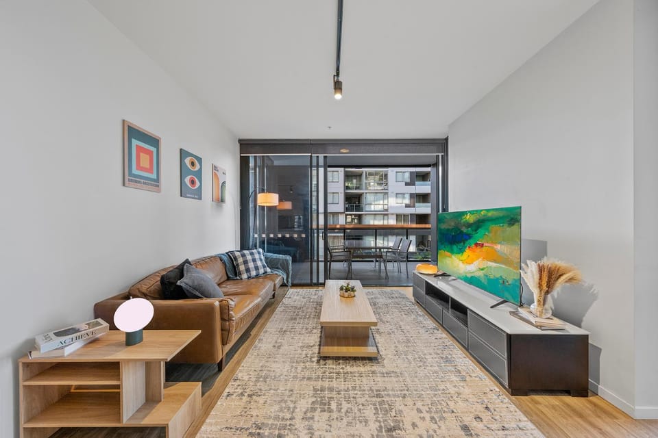 Communal lounge/ TV room, TV and multimedia, Living room