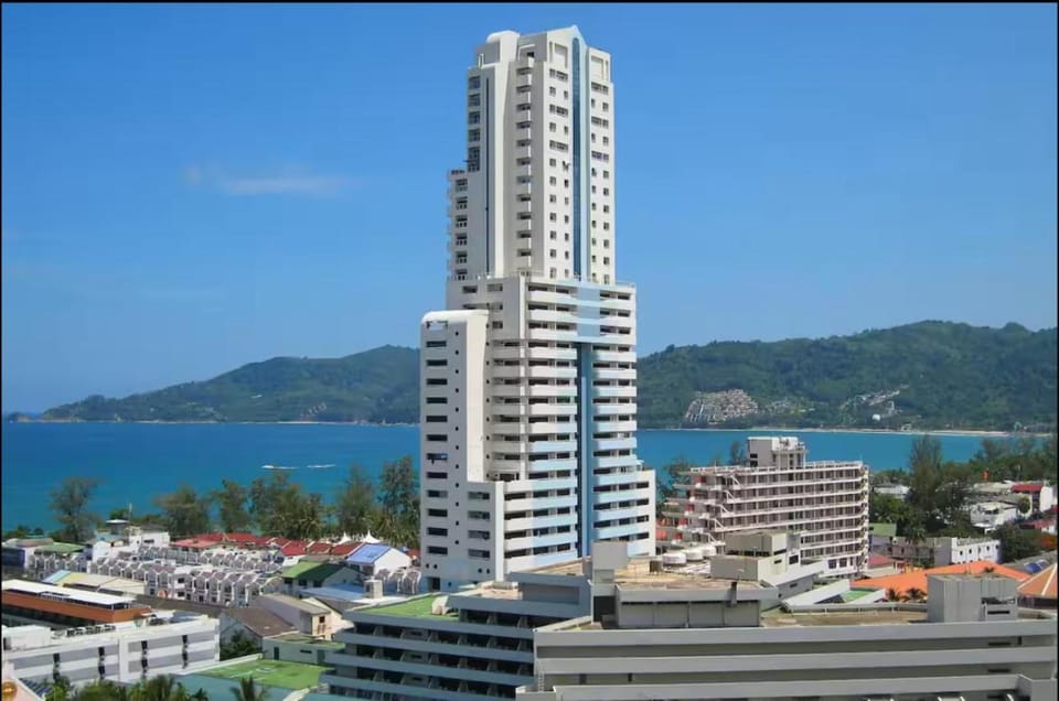 Patong Beachfront Tower 30 Floor Penthouse Hotel in Patong