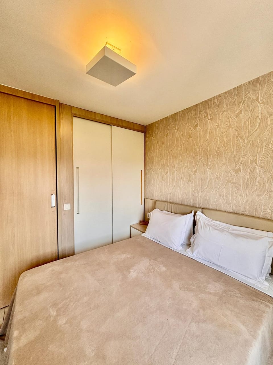 Bed, Bedroom, wardrobe