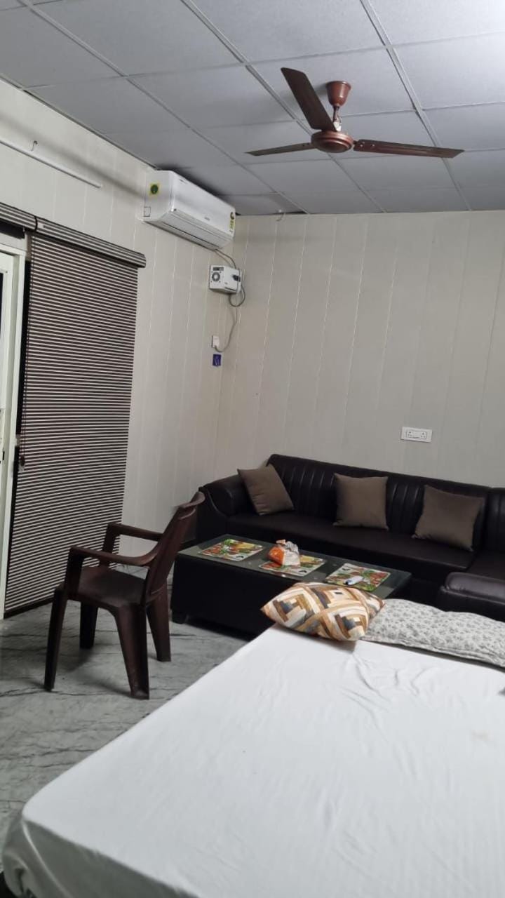 Living room, air conditioner