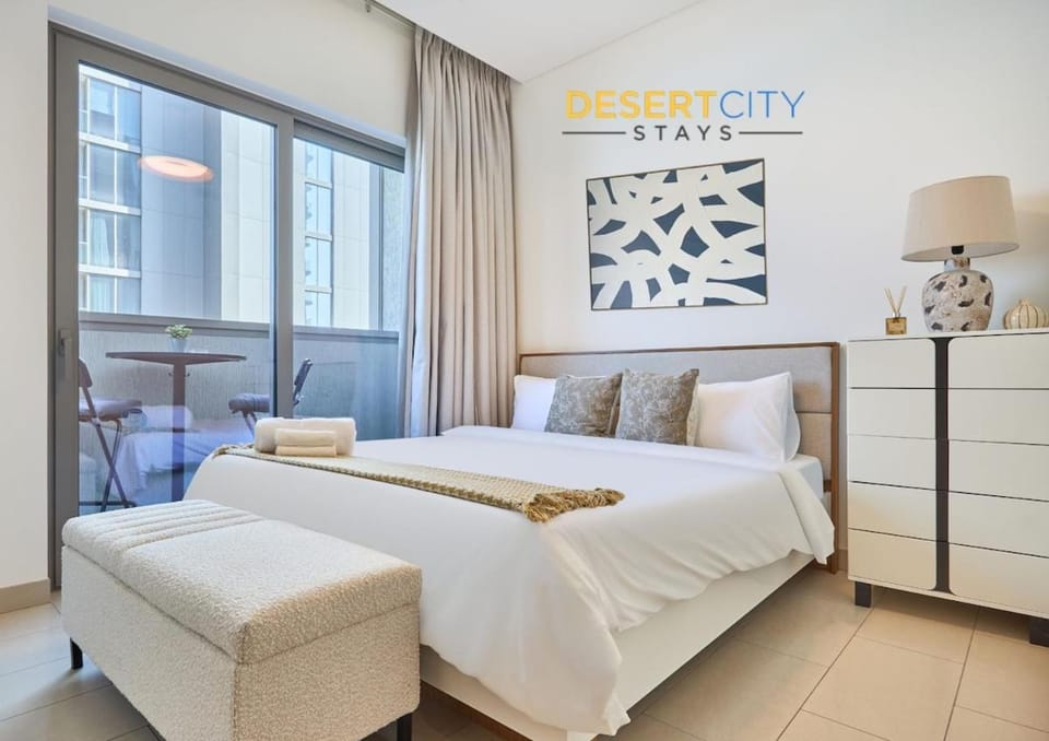 Stylish and Sophisticated Home Near Downtown Dubai Hosted by Desert City Stays Apartment in Dubai