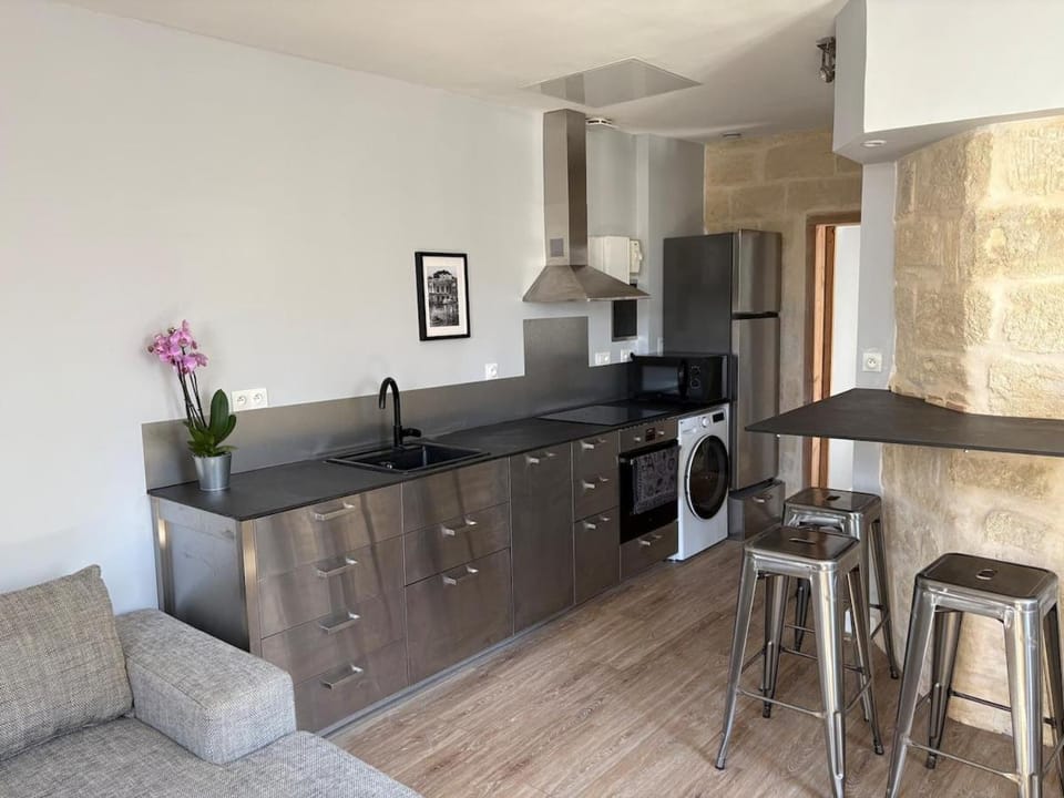 New - Charming apartment - historic heart Apartment in Montpellier