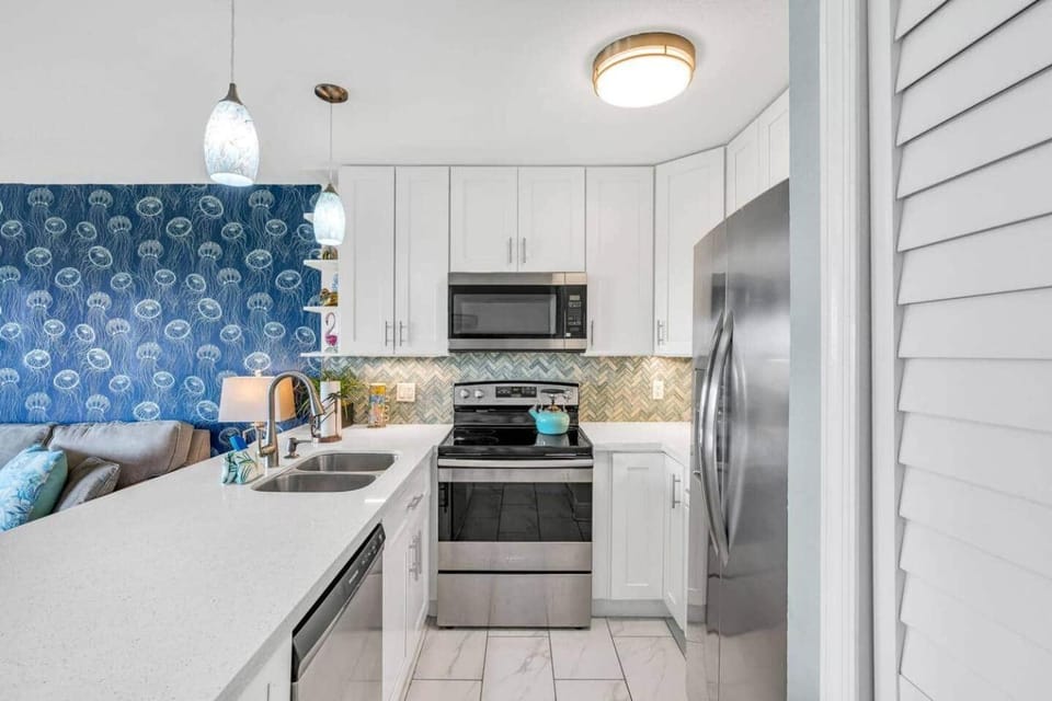Ocean Cove Condo Key Largo Locus Maris Apartment in Tavernier