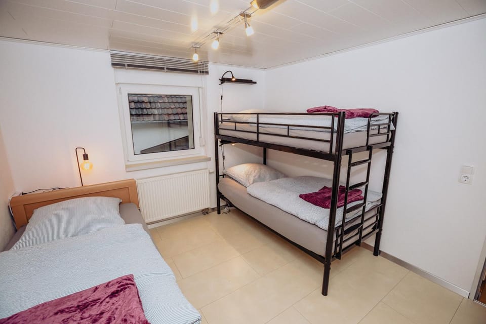 Bed, Photo of the whole room, Bedroom, bunk bed, towels