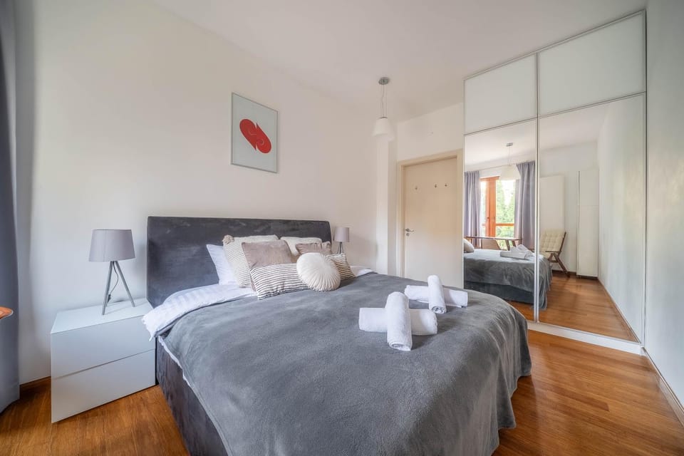 Klimczaka Prestige Apartment, 2 Free Parking Spaces Apartment in Warsaw