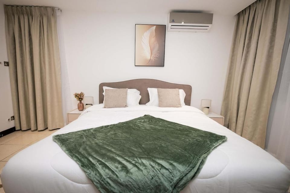 Luxury 3BR Alema Court, Pool & Airport Close Apartment in Accra