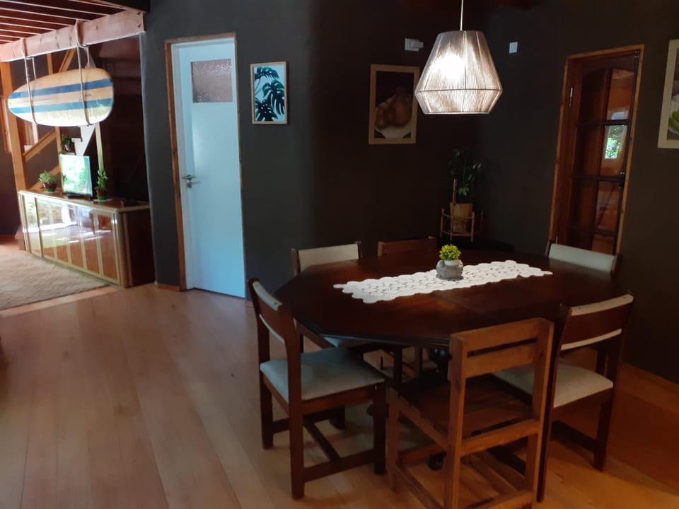 Casa Naturaleza & Surf House in Miramar