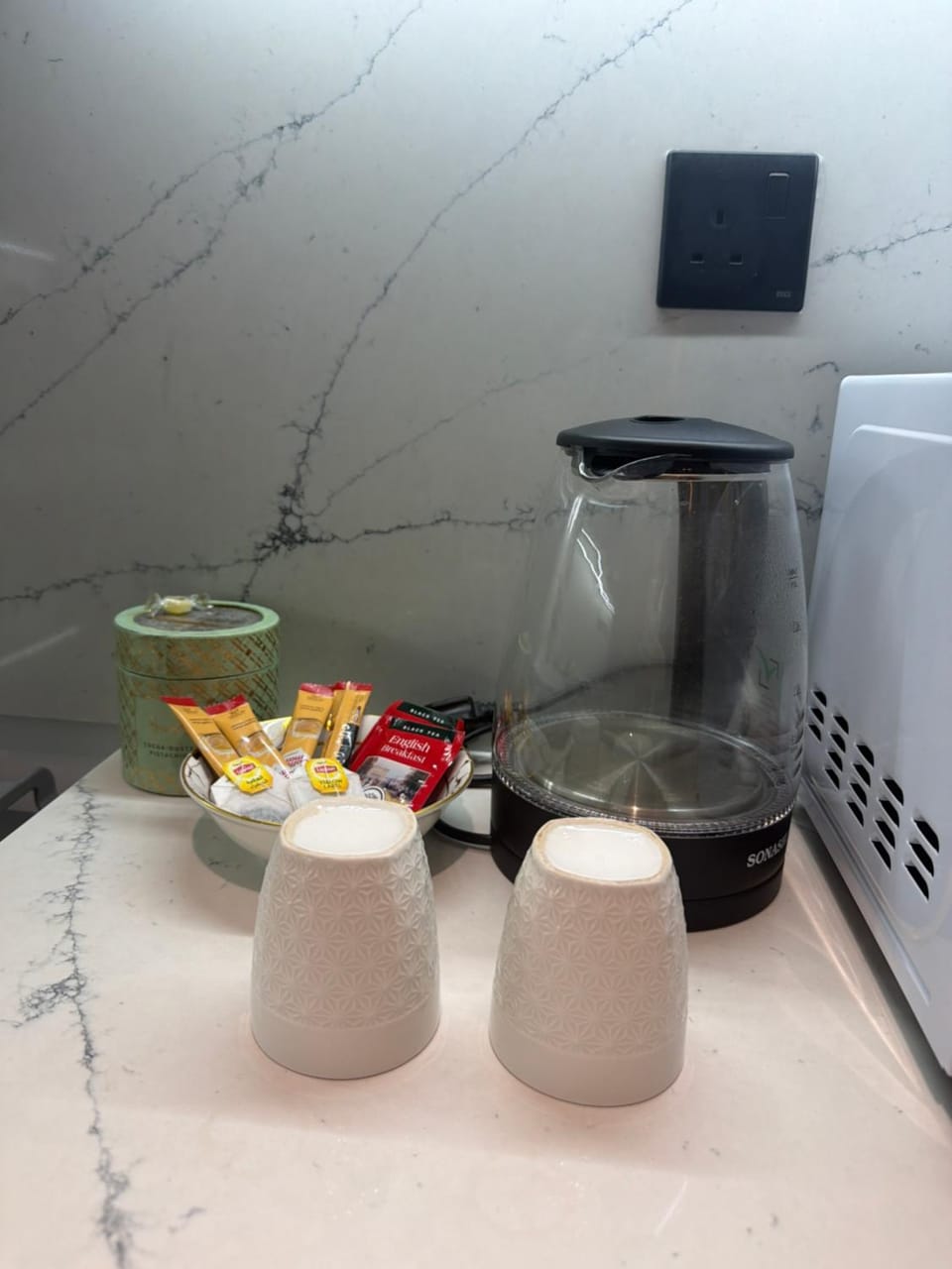 Coffee/tea facilities