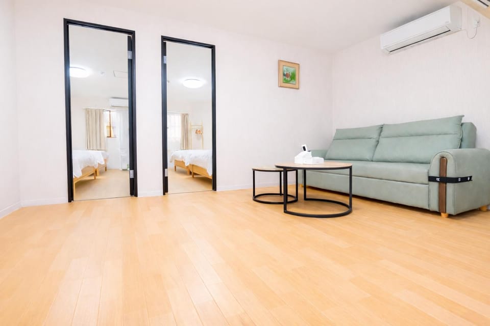 Living room, air conditioner