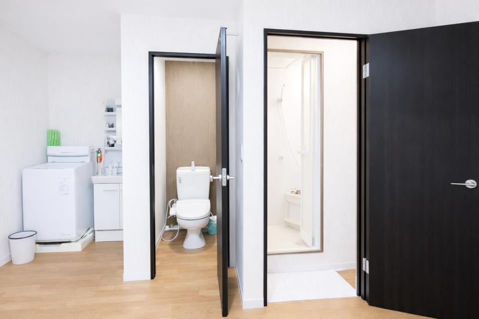 Toilet, Bathroom