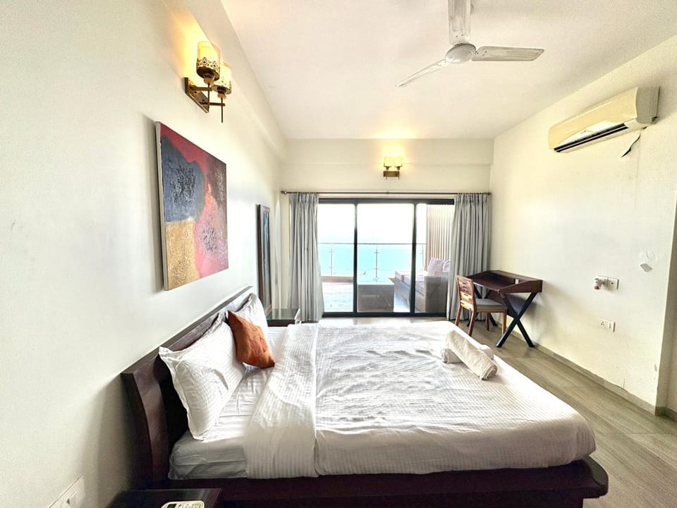 Bed, Bedroom, air conditioner