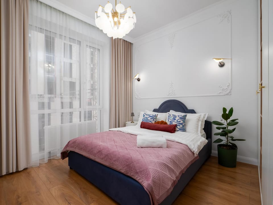 Bed, Bedroom, wardrobe, air conditioner